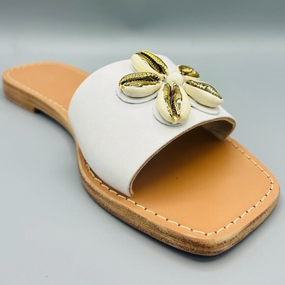 Athena Shells - White Leather Sandals - Picture 2 of 3